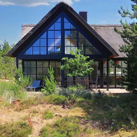 Architecturally Charming Summer House Дом отдыха *